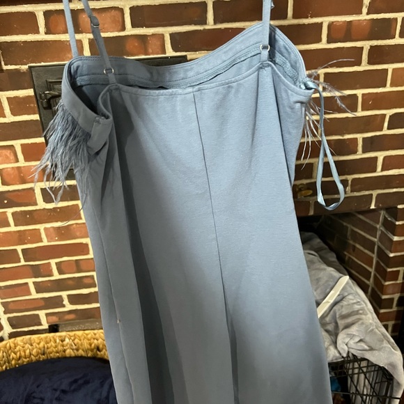 Party dress - Picture 2 of 2